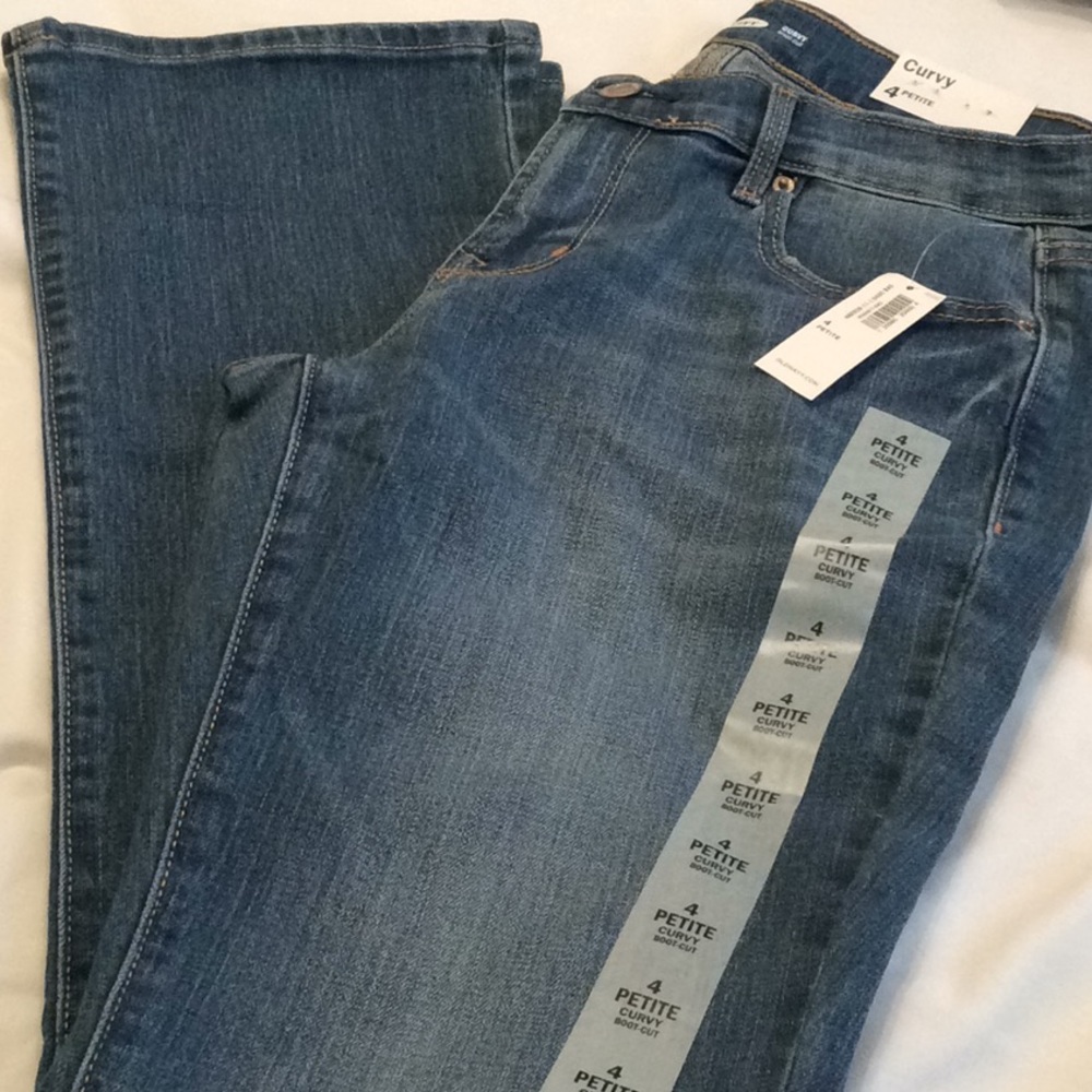 NWT OLD NAVY CURVY BOOT CUT